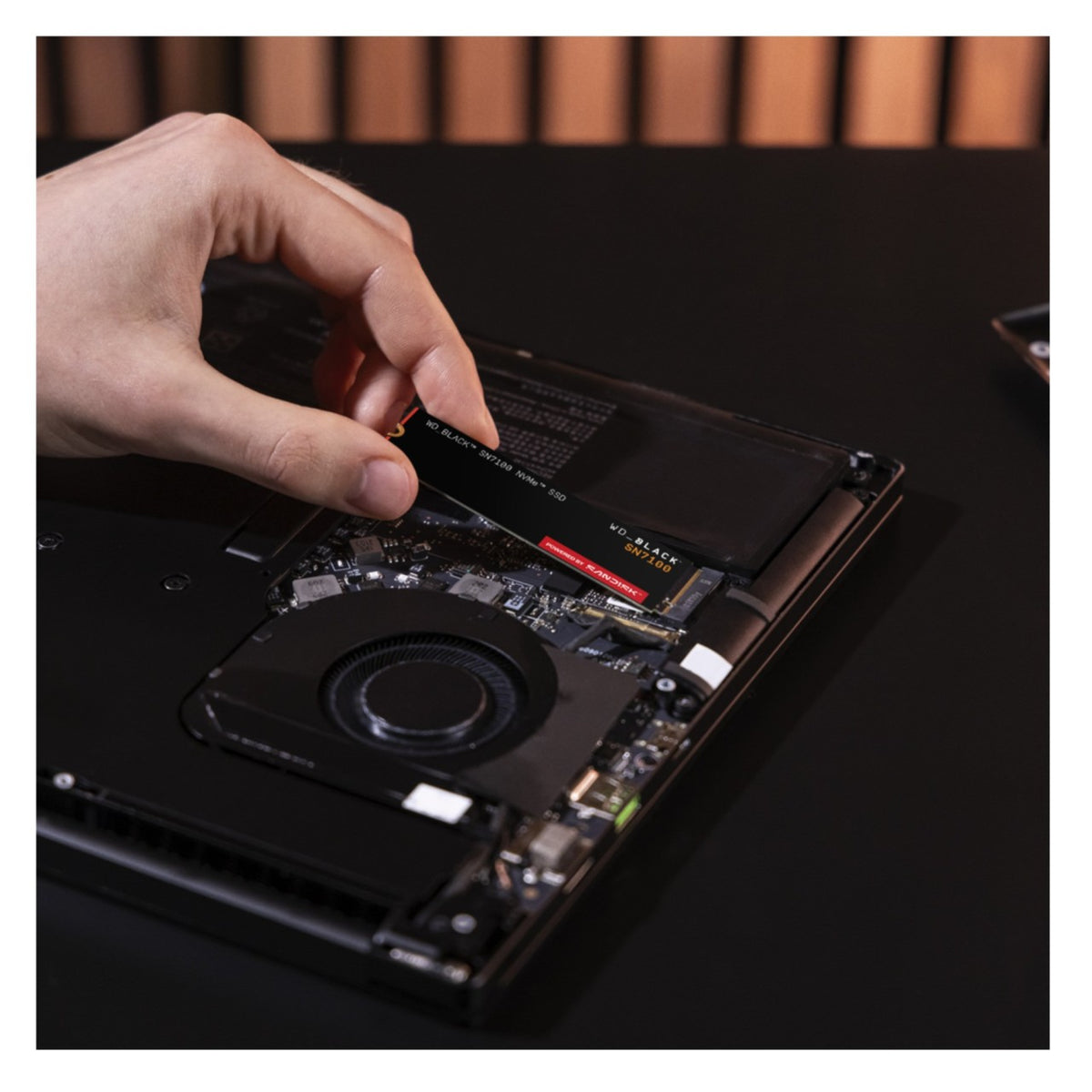 SSD WD Black 1TB SN7100 NVME M.2 PCI Express WDS100T4X0E PCIe 4.0 x4, Bild 7