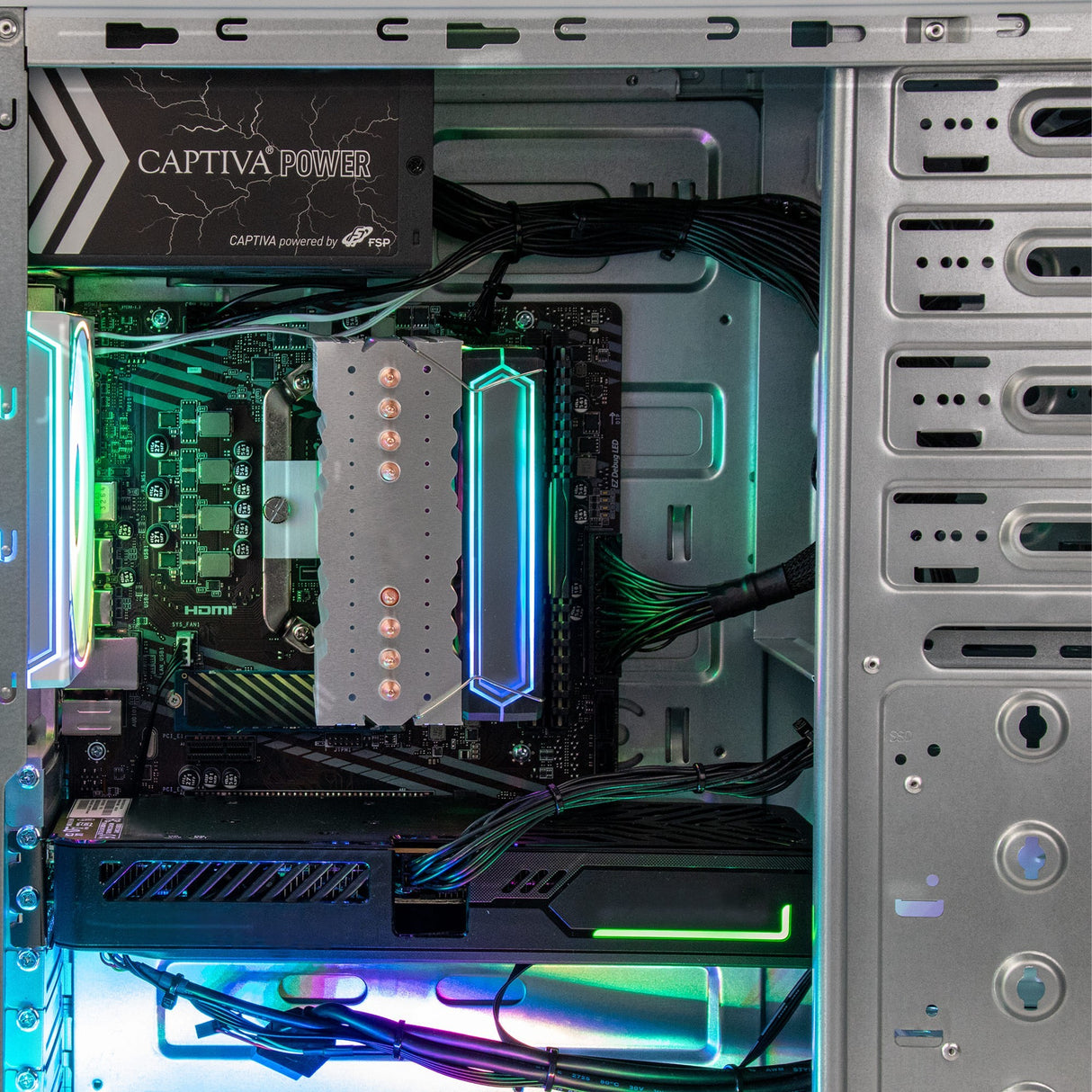 Captiva PC Advanced Gaming I95-893 (i5-14400F/RTX5060 8GB GDDR7/SSD 1TB/16GB/WLAN/w/o OS)