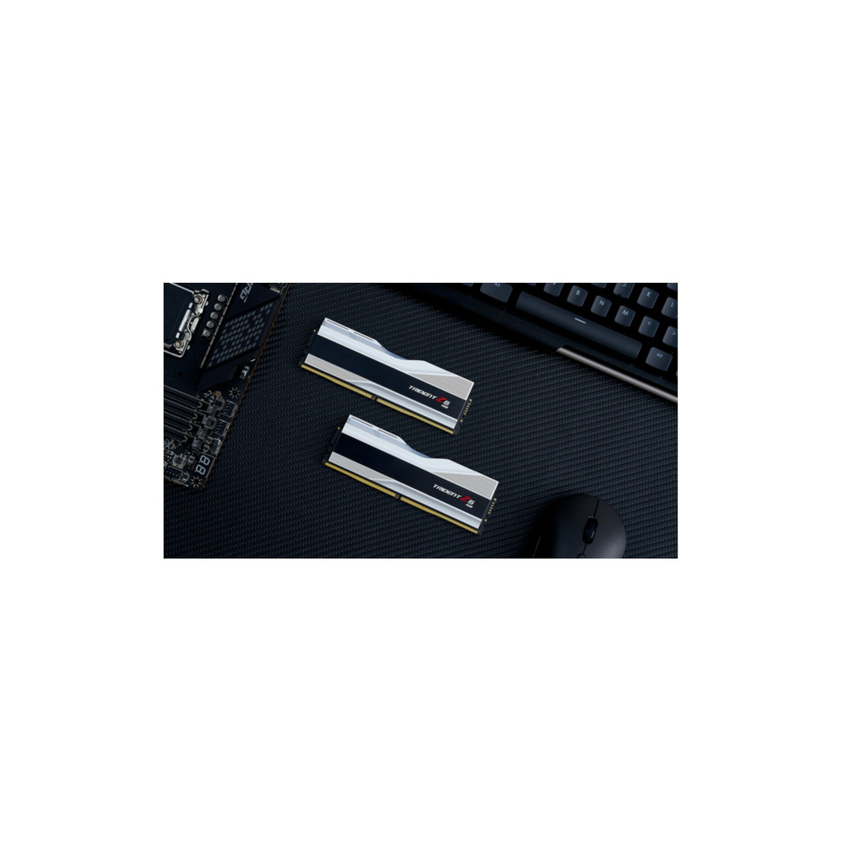 DDR5 32GB KIT 2x16GB PC 6400 G.Skill Trident Z5 RGB F5-6400J3239G16GX2-TZ5RS