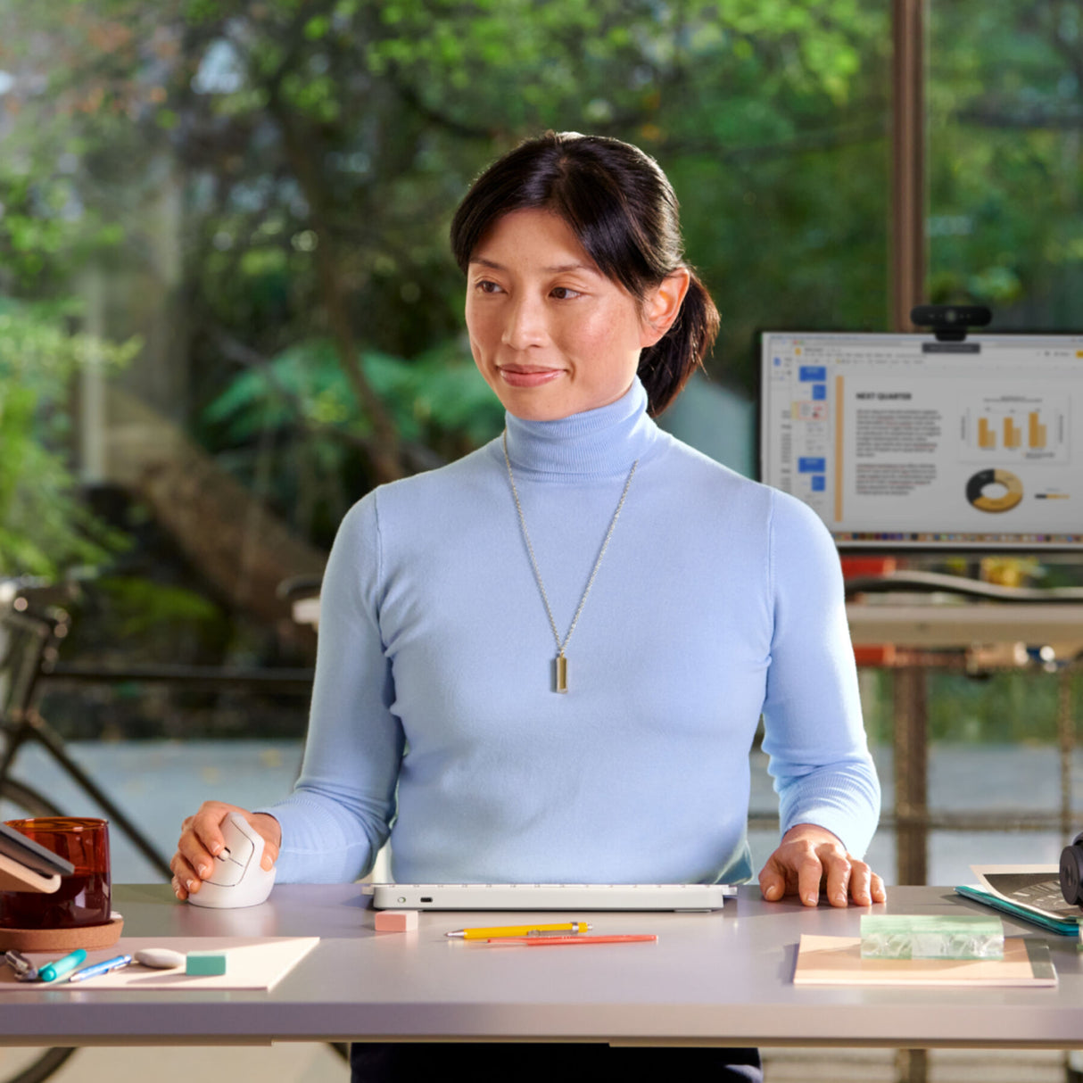 Mouse Logitech Lift white (910-006475)